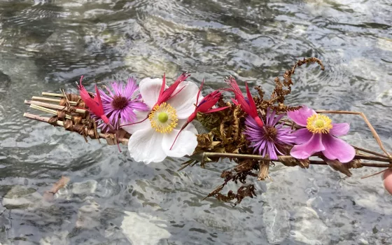 Mise à l'eau des bateaux de prières du 22