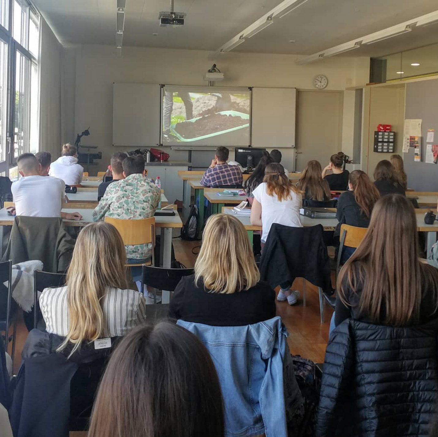 Projection des documentaires suivie d'échanges